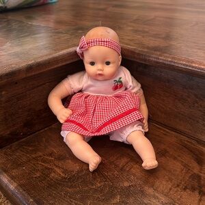 RARE Madame Alexander “Picking Cherries Huggums”